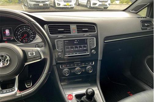 2017 Volkswagen Golf GTI 2.0T Autobahn 4-Door