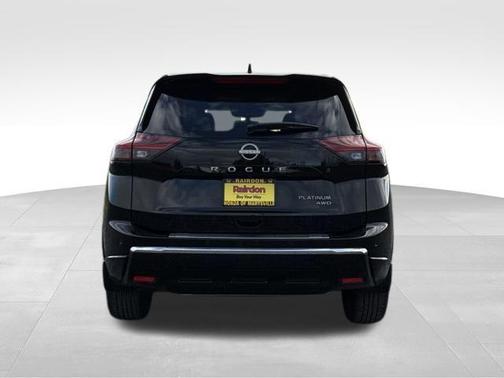2024 Nissan Rogue Platinum