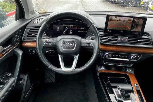 2023 Audi Q5 45 S line Premium Plus