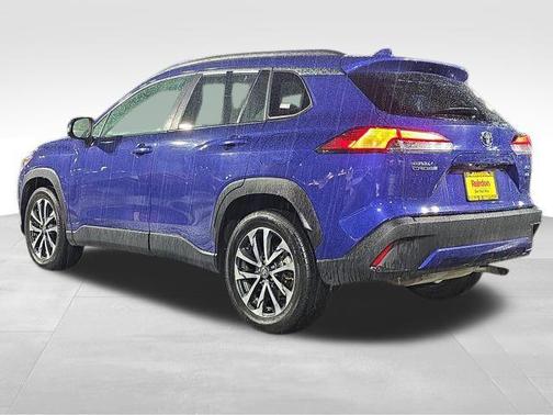 2022 Toyota Corolla Cross XLE