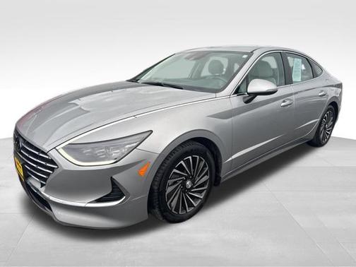 2023 Hyundai SONATA Hybrid SE