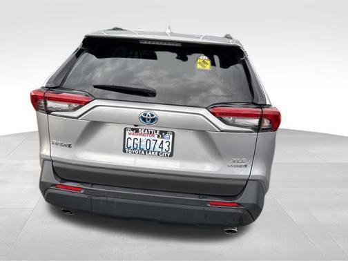 2023 Toyota RAV4 Hybrid XLE Premium