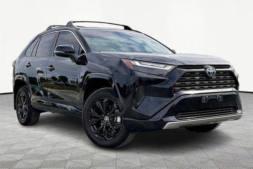 2022 Toyota RAV4 Hybrid SE