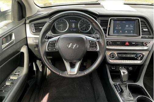 2018 Hyundai SONATA Sport