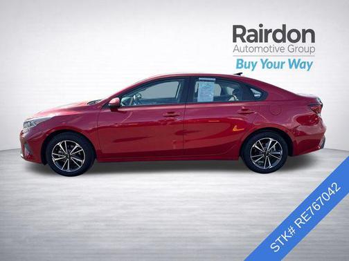 Currant Red 2024 Kia Forte LXS