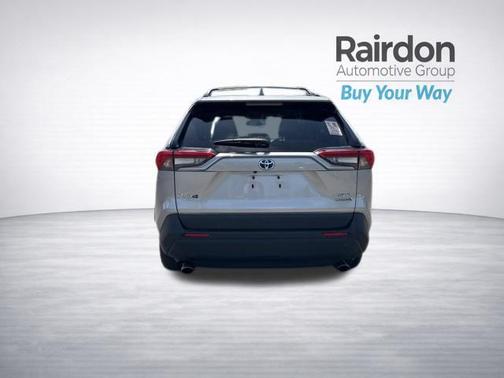 Silver Sky Metallic 2021 Toyota RAV4 Hybrid XLE