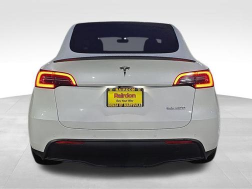 2022 Tesla Model Y Performance Dual Motor All-Wheel Drive