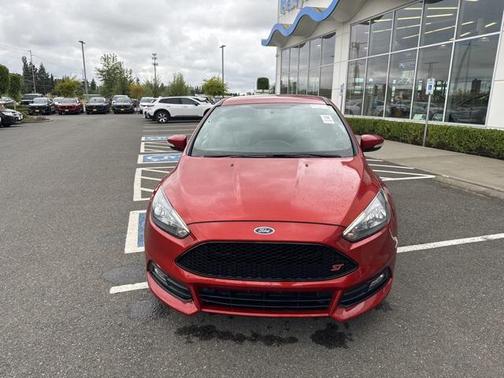 2018 Ford Focus ST ST