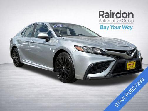 Celestial Silver Metallic 2023 Toyota Camry SE