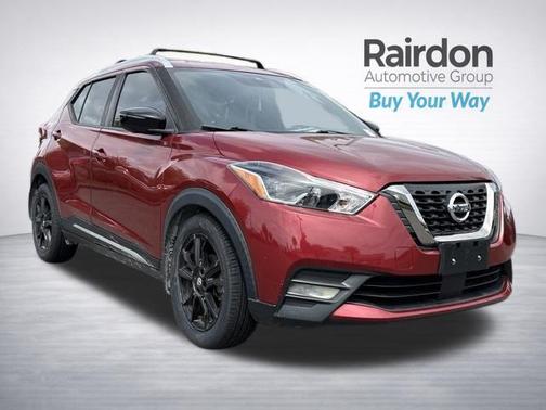Cayenne Red Metallic 2020 Nissan Kicks SR