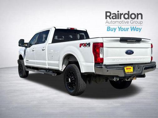 Oxford White 2018 Ford F-350 Lariat