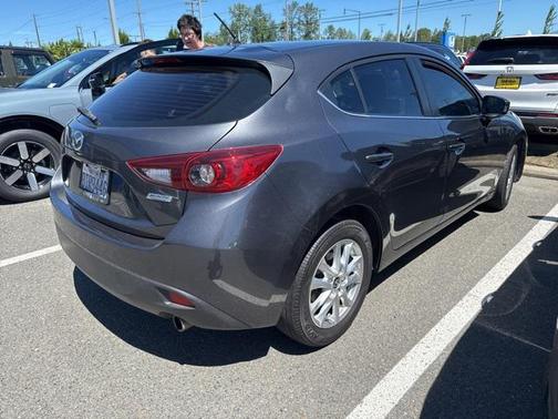 2016 Mazda Mazda3 i Sport