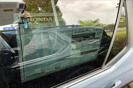 2025 Honda Pilot Touring 8-Passenger
