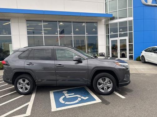 2023 Toyota RAV4 Hybrid LE