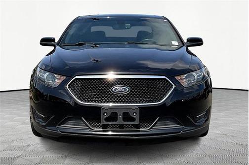 2016 Ford Taurus SHO