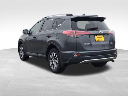 2018 Toyota RAV4 Hybrid XLE