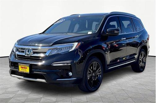 2022 Honda Pilot Touring 8-Passenger
