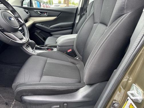 2022 Subaru Ascent Premium 8-Passenger