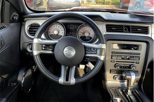 2011 Ford Mustang V6 Premium