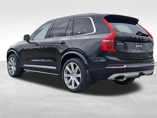 2016 Volvo XC90 T6 First Edition
