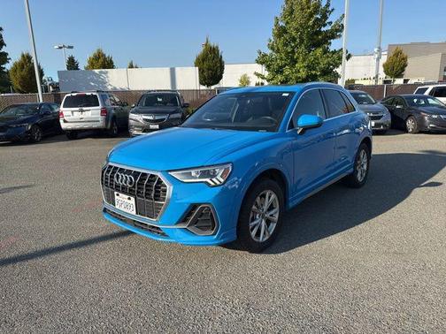 2023 Audi Q3 Premium 45 TFSI S line quattro Tiptronic