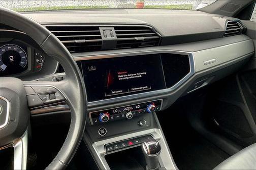 2023 Audi Q3 Premium 45 TFSI S line quattro Tiptronic