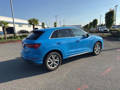 2023 Audi Q3 Premium 45 TFSI S line quattro Tiptronic