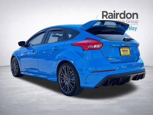 Nitrous Blue Quad-Coat 2017 Ford Focus RS Base