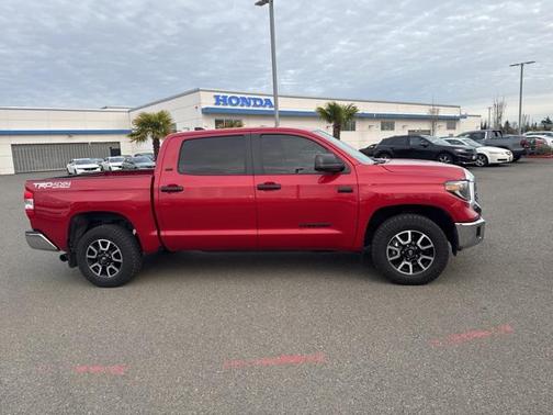 2020 Toyota Tundra SR5