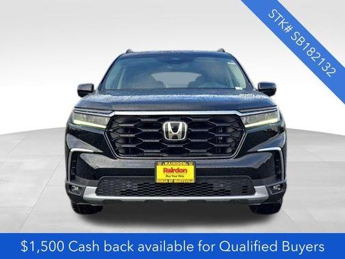 2025 Honda Pilot Touring 8-Passenger