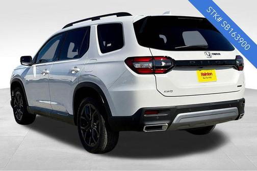 2025 Honda Pilot Touring 8-Passenger