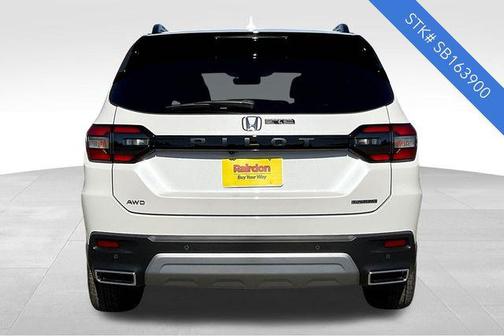 2025 Honda Pilot Touring 8-Passenger