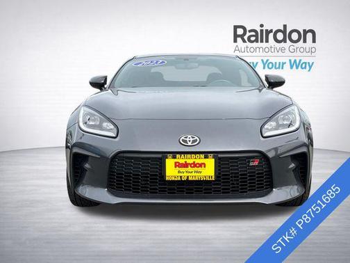 Pavement 2023 Toyota GR86 Premium