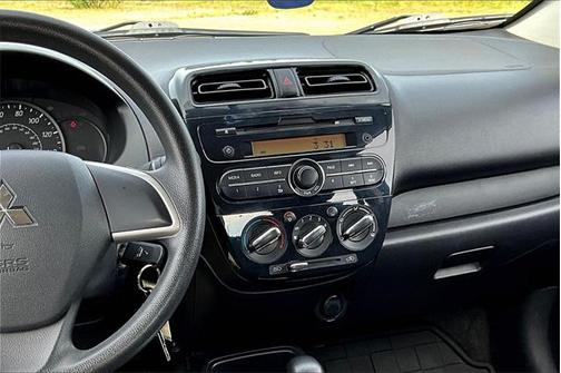 2017 Mitsubishi Mirage ES