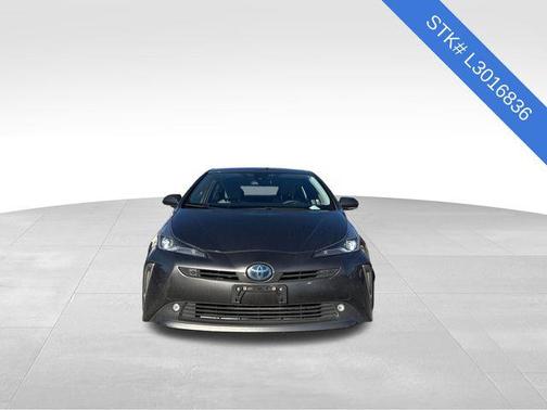 2020 Toyota Prius LE