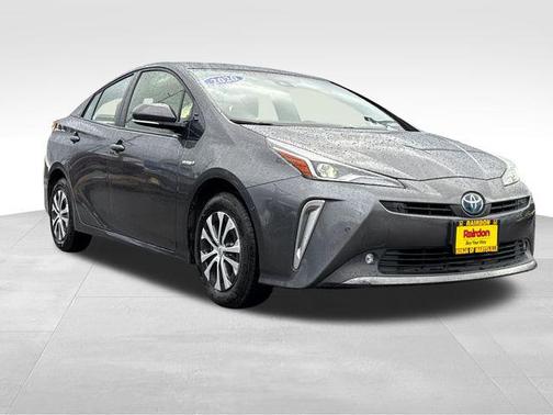 2020 Toyota Prius LE