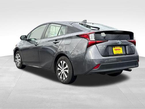 2020 Toyota Prius LE