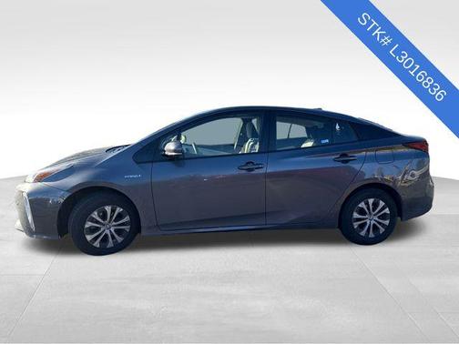 2020 Toyota Prius LE