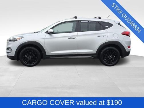 2016 Hyundai TUCSON SE