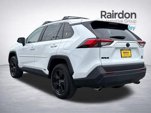 Ice 2023 Toyota RAV4 Hybrid XLE