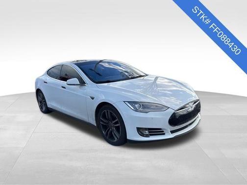 2015 Tesla Model S 70D