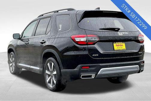 2025 Honda Pilot Touring 8-Passenger