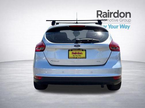 INGOT SILVER 2018 Ford Focus SEL