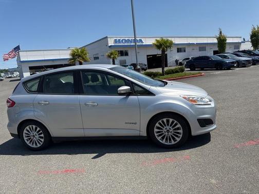 2017 Ford C-Max Hybrid SE