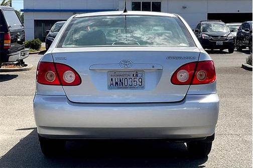 2005 Toyota Corolla CE