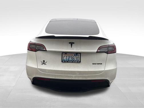 2021 Tesla Model Y Long Range Dual Motor All-Wheel Drive