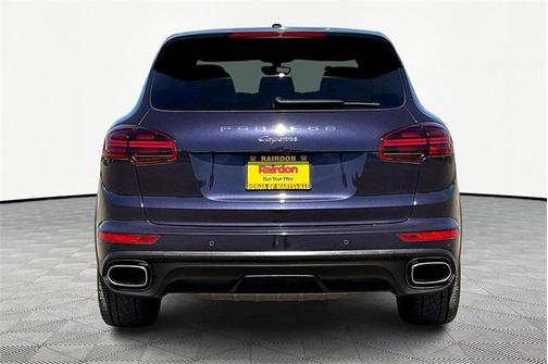 2017 Porsche Cayenne Base