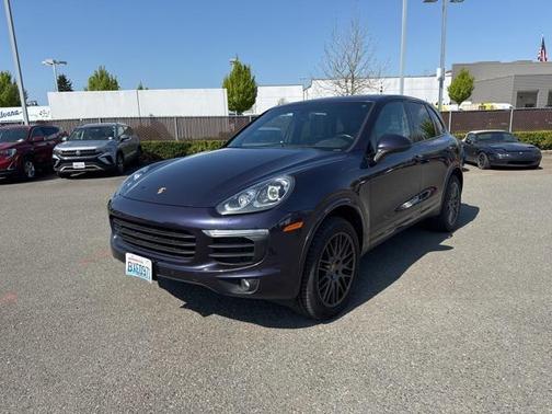 2017 Porsche Cayenne Base