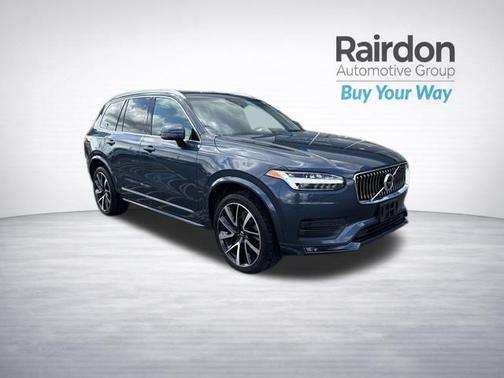 Denim Blue Metallic 2022 Volvo XC90 T6 Momentum