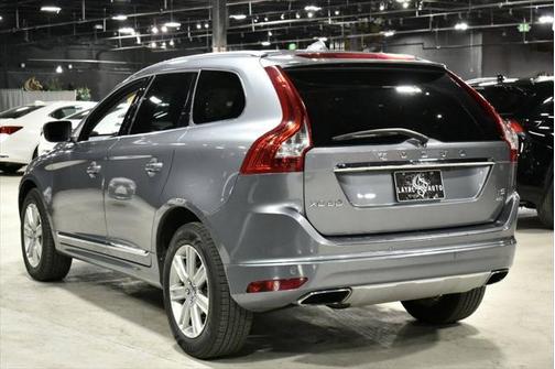 2017 Volvo XC60 T5 Inscription